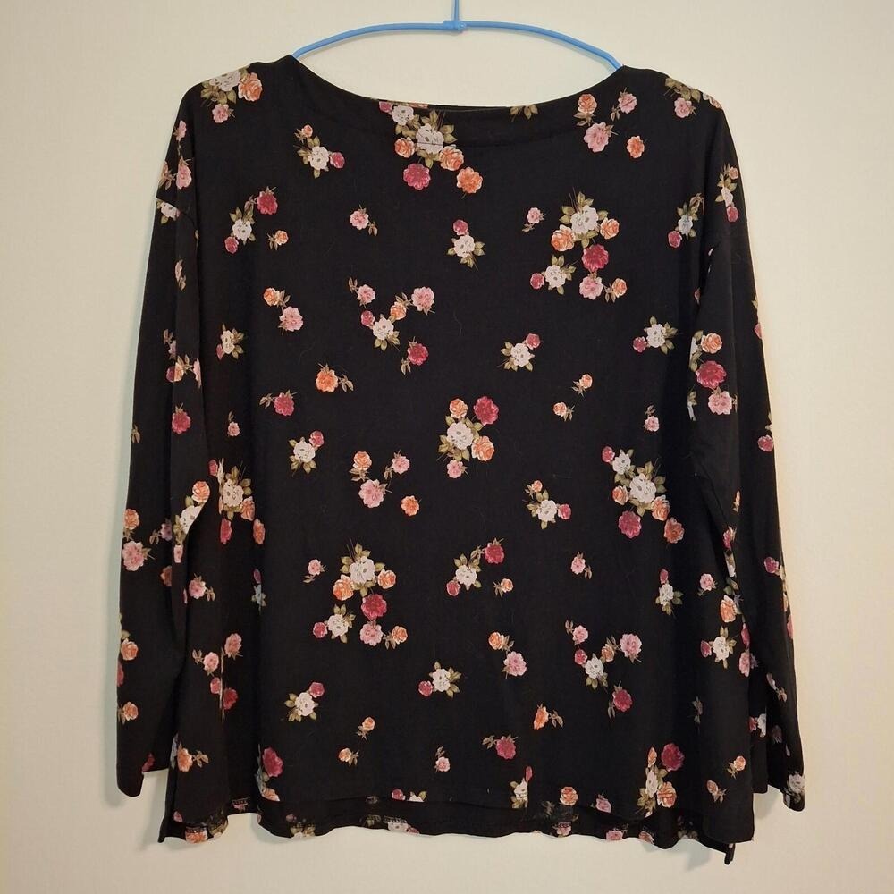 J. Jill Womens Medium Petite Tee Black Floral Luxe Supima Boat-Neck Long Sleeve